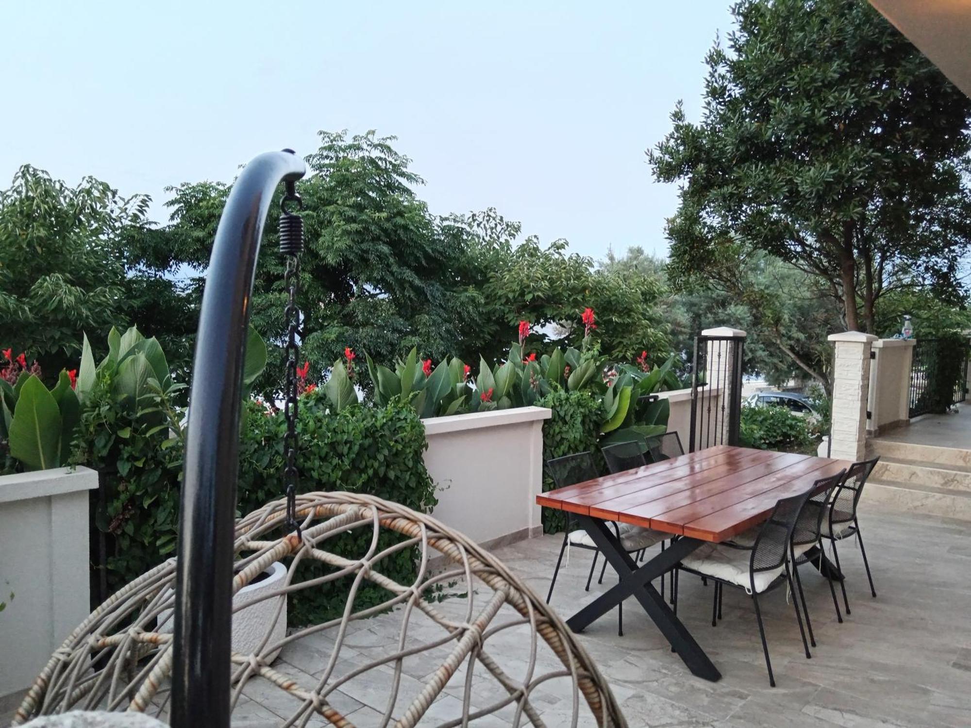 Seaview Holiday Apartments, Ventura Nin Exterior foto