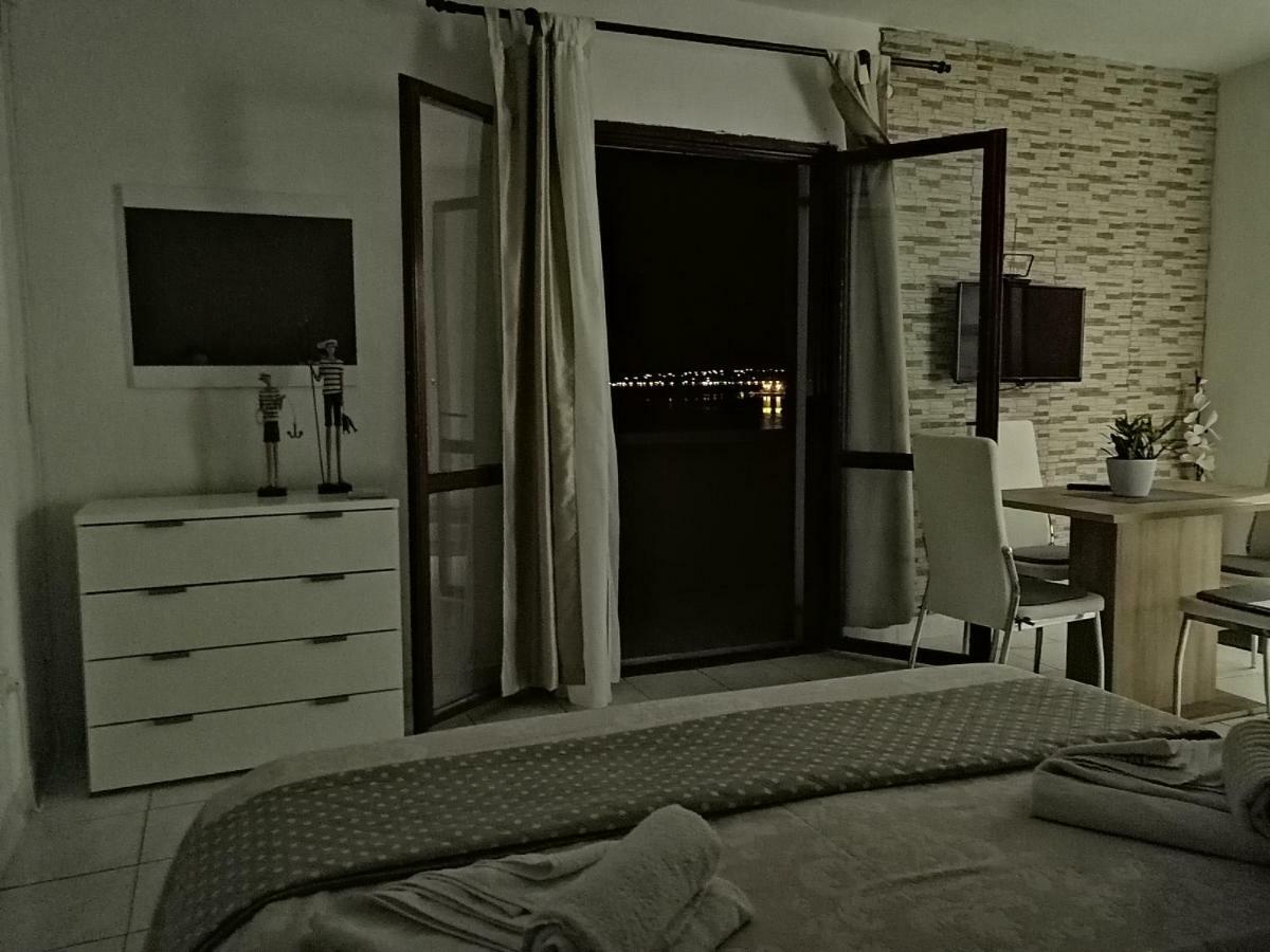 Seaview Holiday Apartments, Ventura Nin Exterior foto