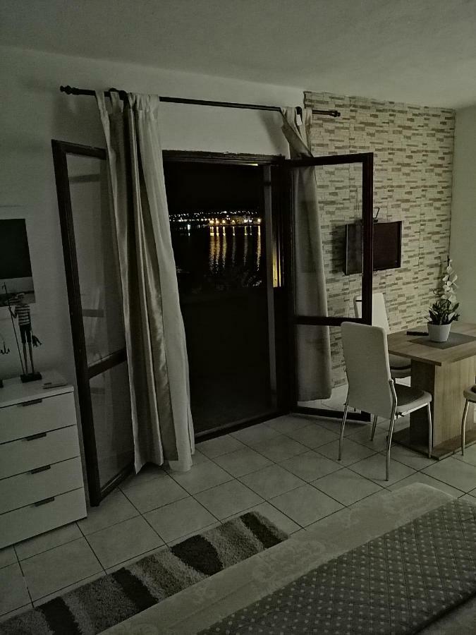 Seaview Holiday Apartments, Ventura Nin Exterior foto